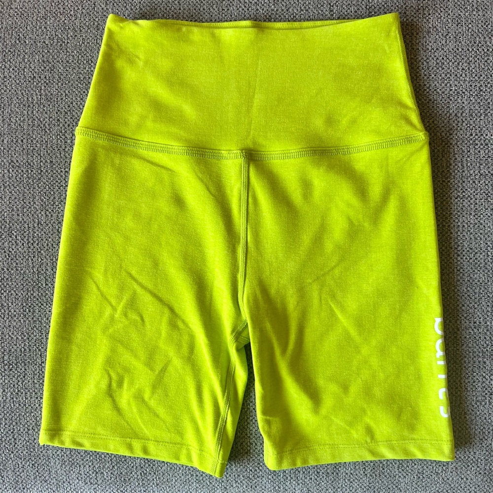 Barre3 Beyond Yoga Bike Shorts - Picture 2 of 8